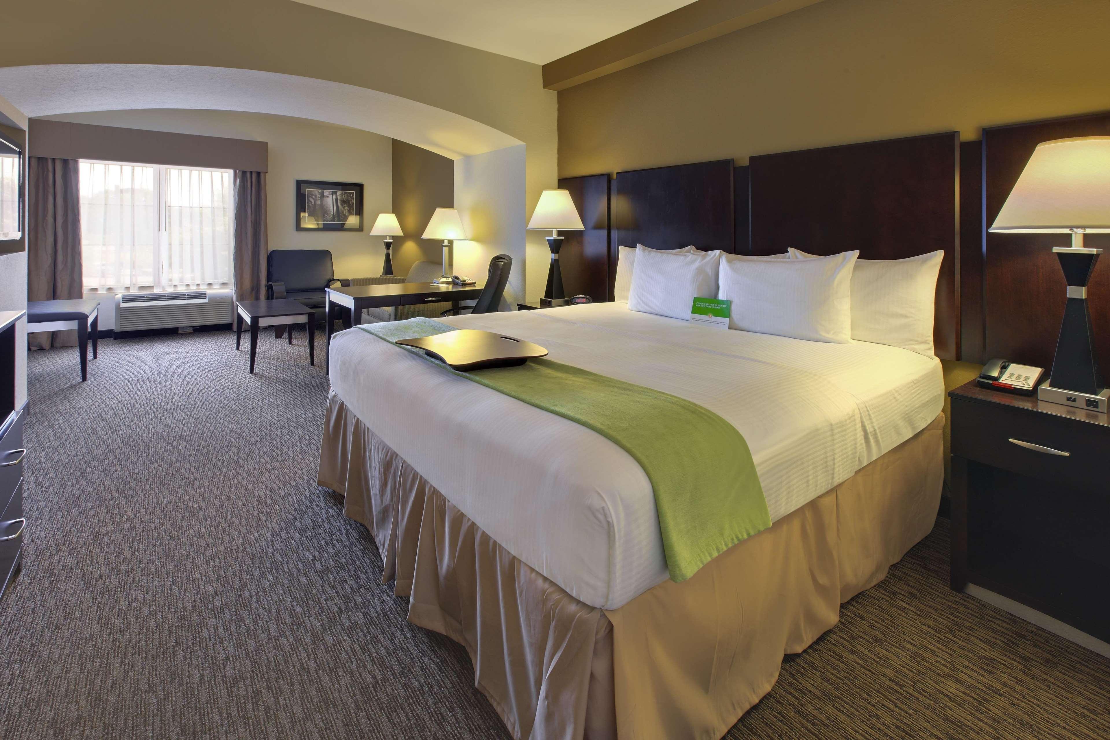 La Quinta By Wyndham Memphis Wolfchase Hotel Bagian luar foto