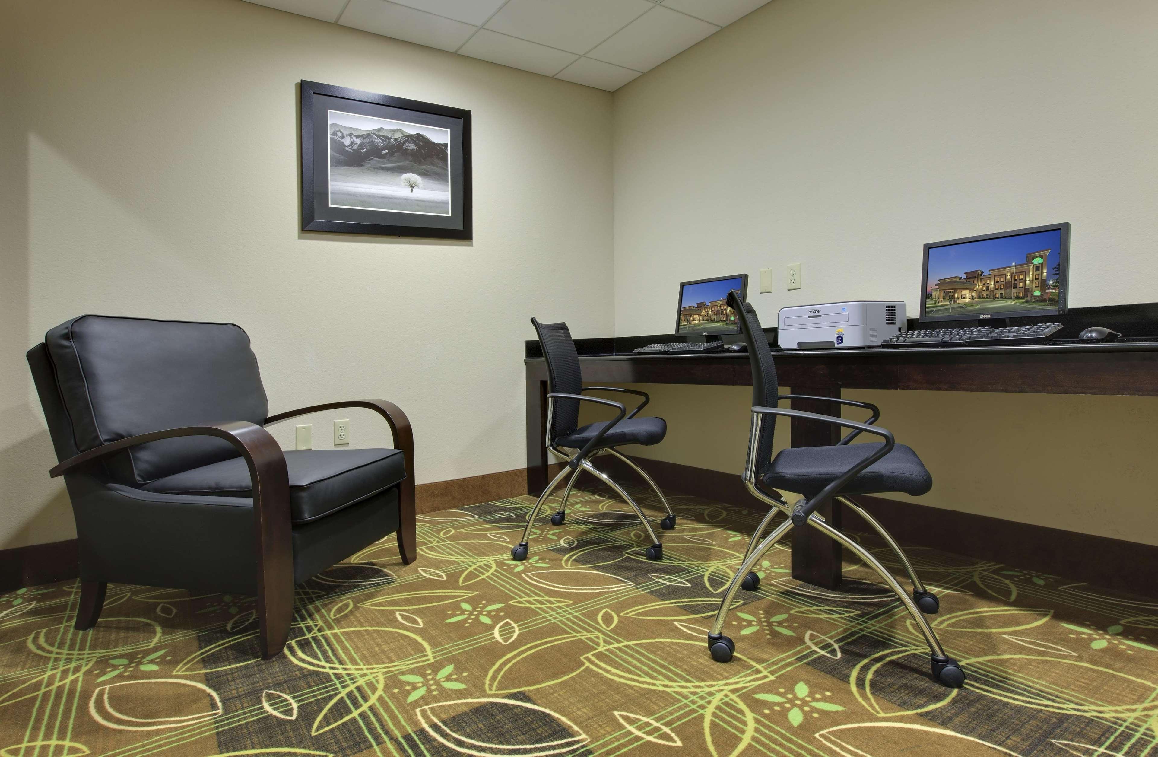 La Quinta By Wyndham Memphis Wolfchase Hotel Bagian luar foto