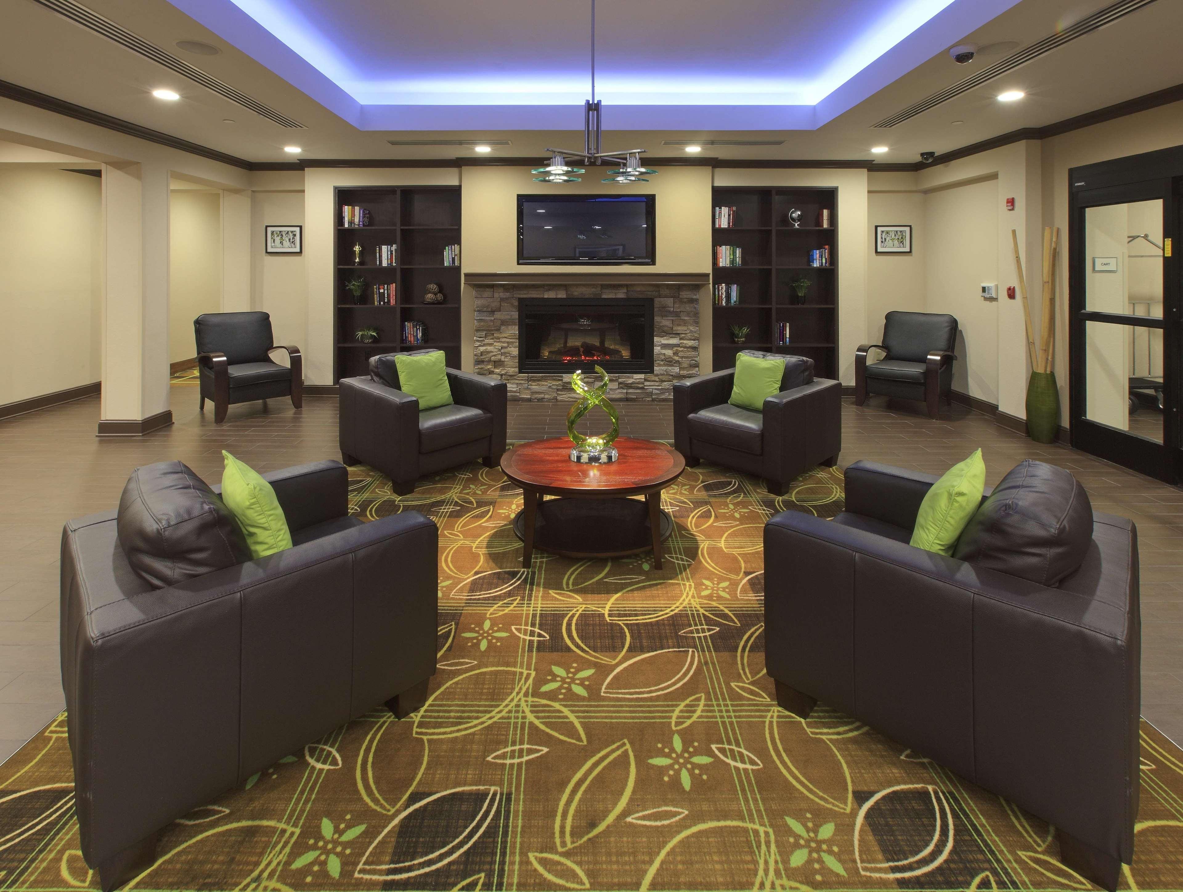 La Quinta By Wyndham Memphis Wolfchase Hotel Bagian luar foto