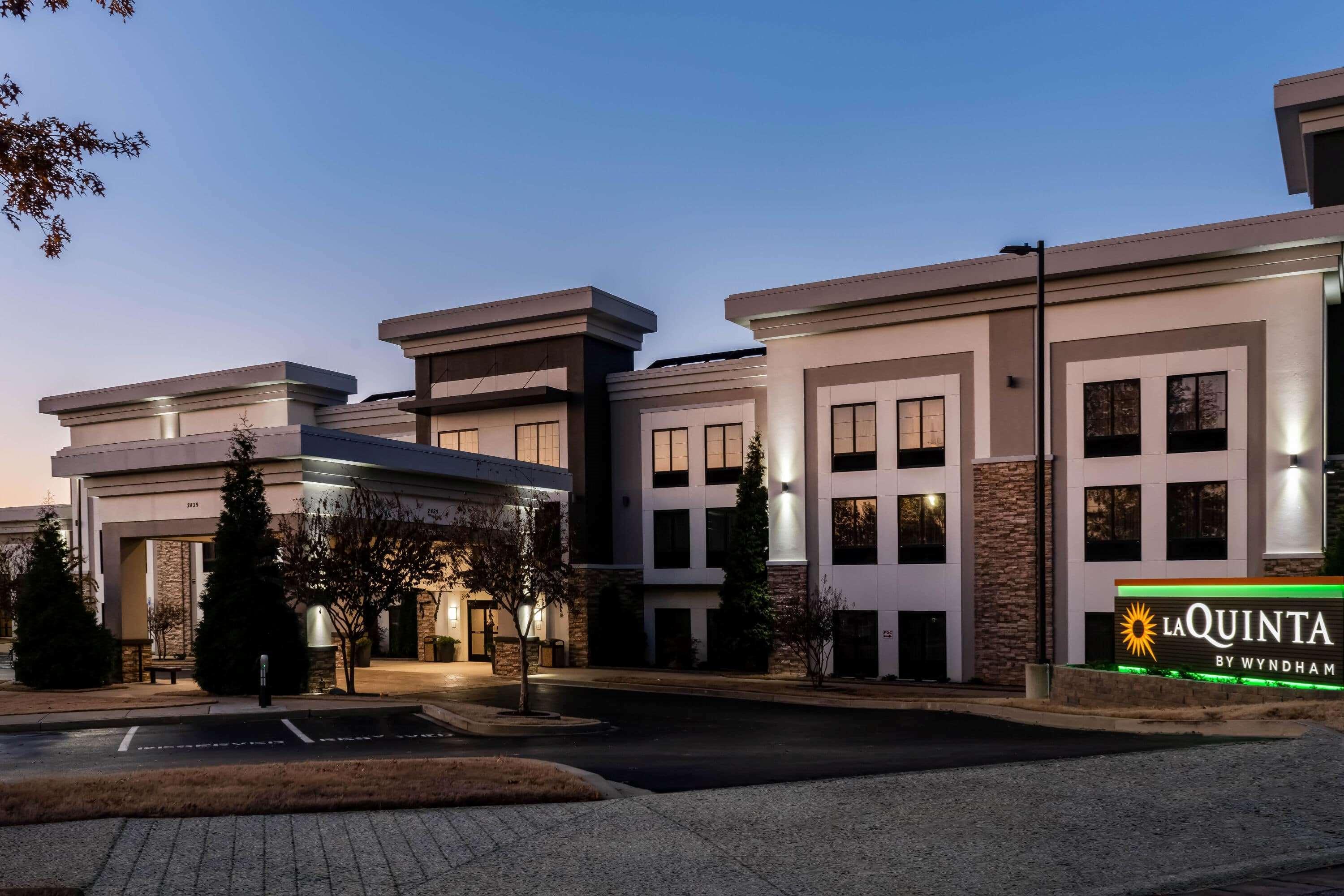 La Quinta By Wyndham Memphis Wolfchase Hotel Bagian luar foto