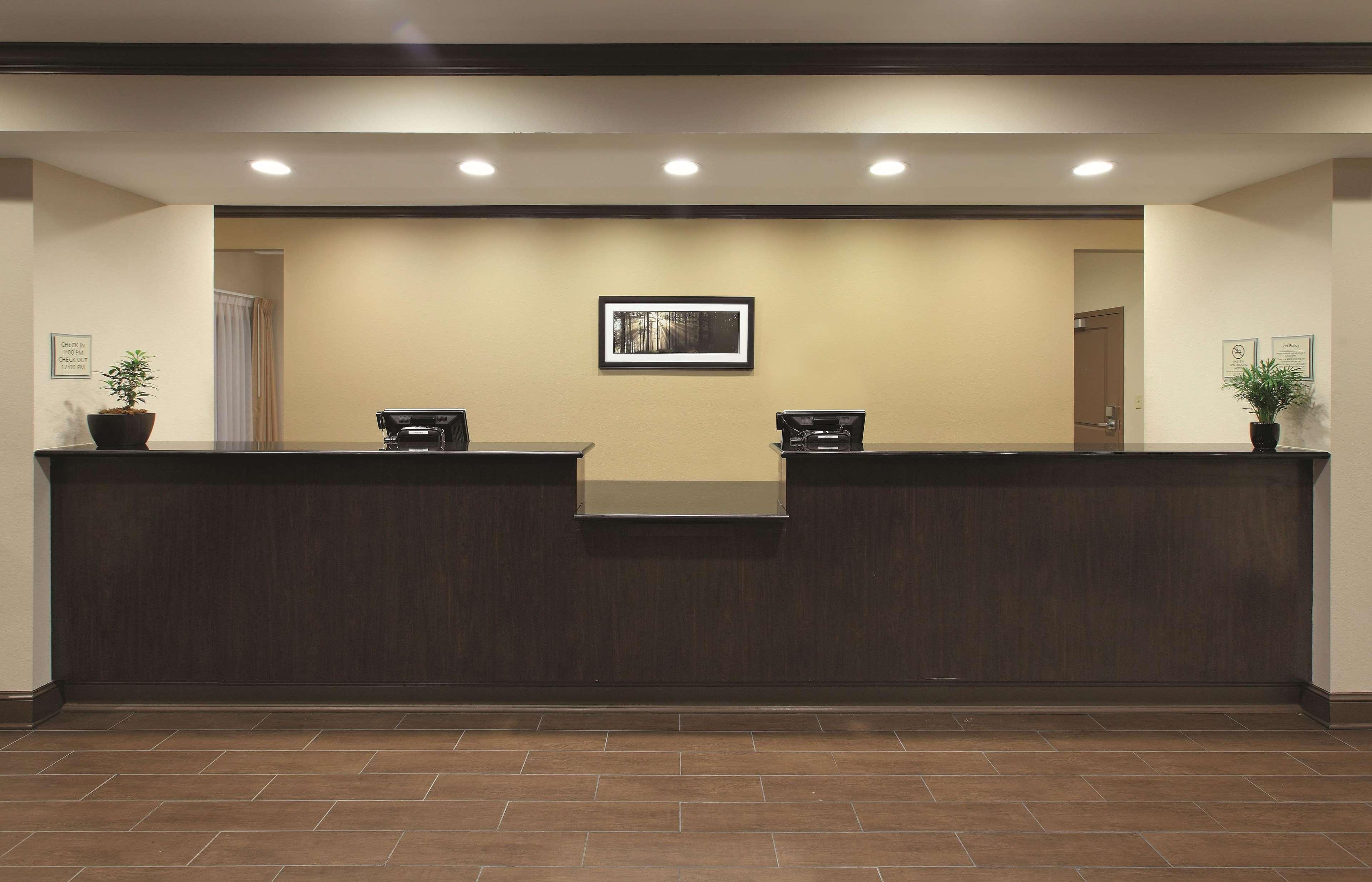 La Quinta By Wyndham Memphis Wolfchase Hotel Bagian luar foto