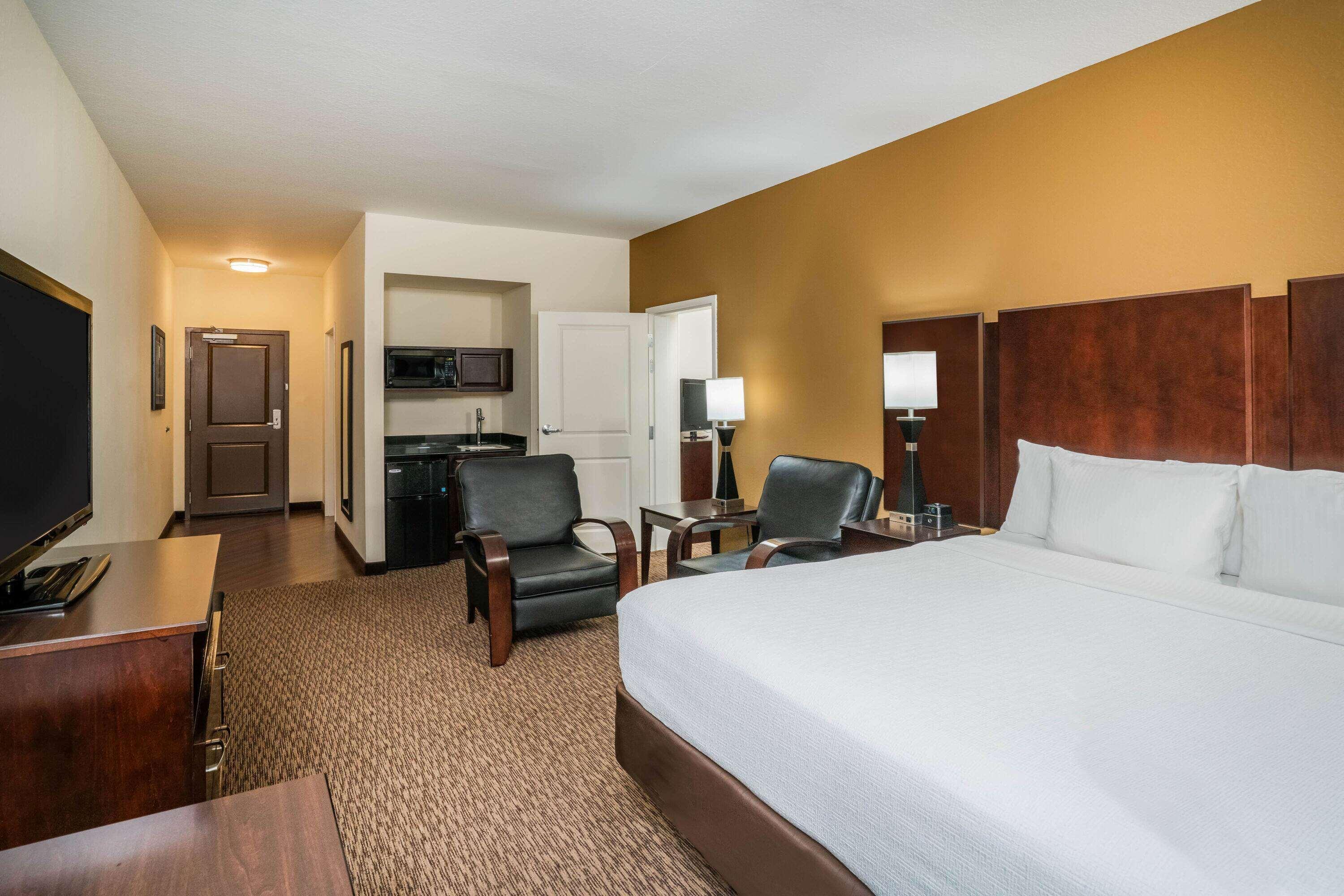 La Quinta By Wyndham Memphis Wolfchase Hotel Bagian luar foto