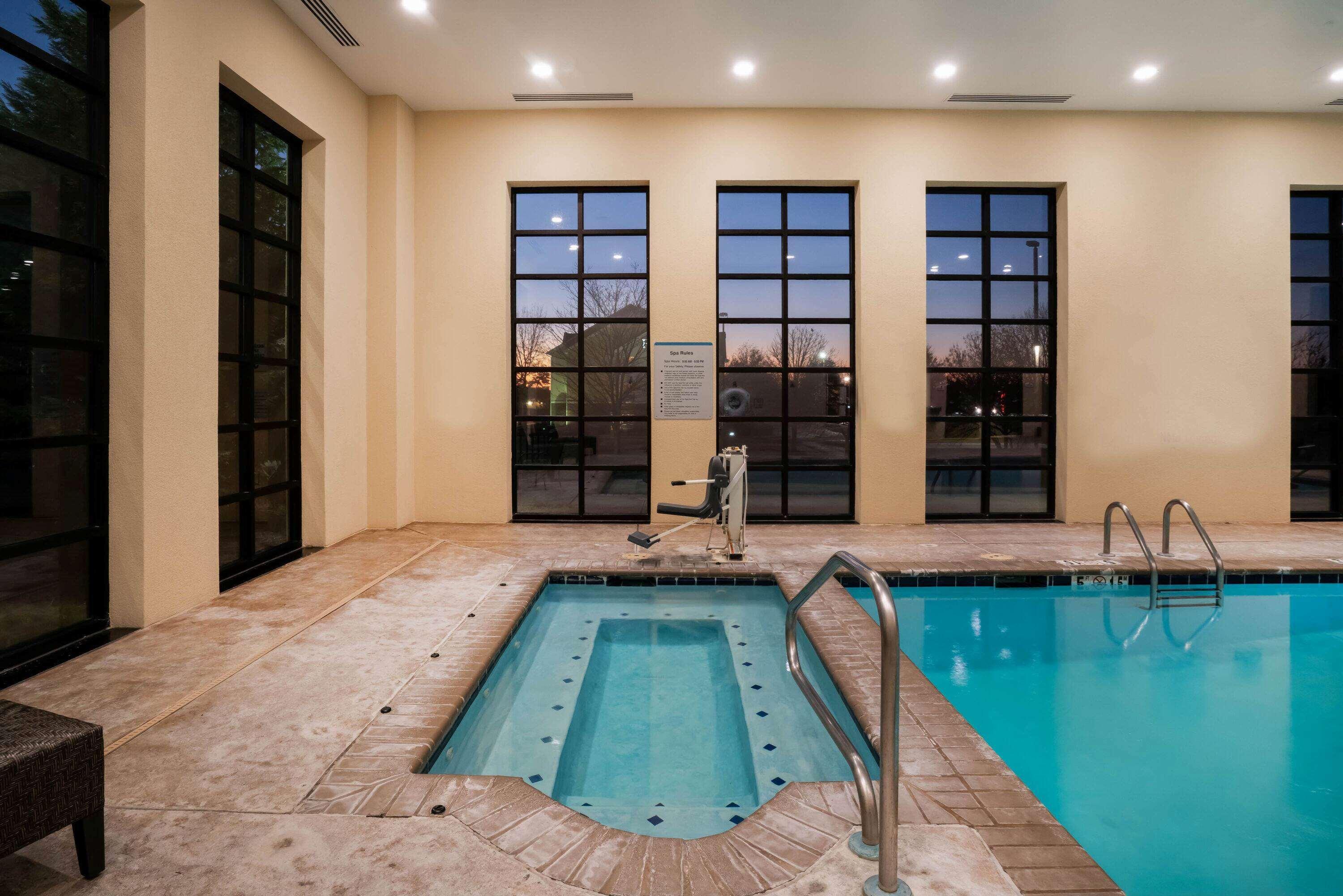 La Quinta By Wyndham Memphis Wolfchase Hotel Bagian luar foto
