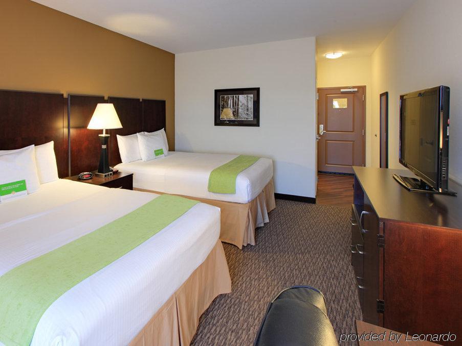 La Quinta By Wyndham Memphis Wolfchase Hotel Bagian luar foto