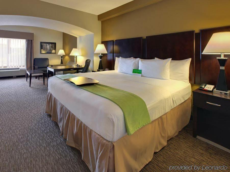 La Quinta By Wyndham Memphis Wolfchase Hotel Bagian luar foto